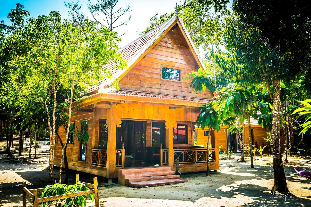 Sol Beach Resort Ко Ронг Санлоем Екстериор снимка